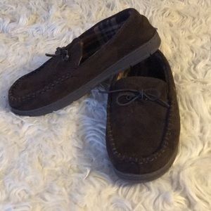 signature by levi's men's venetian moccasin slipper